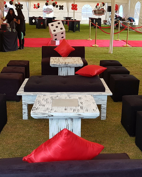 Renta de sala lounge negra.